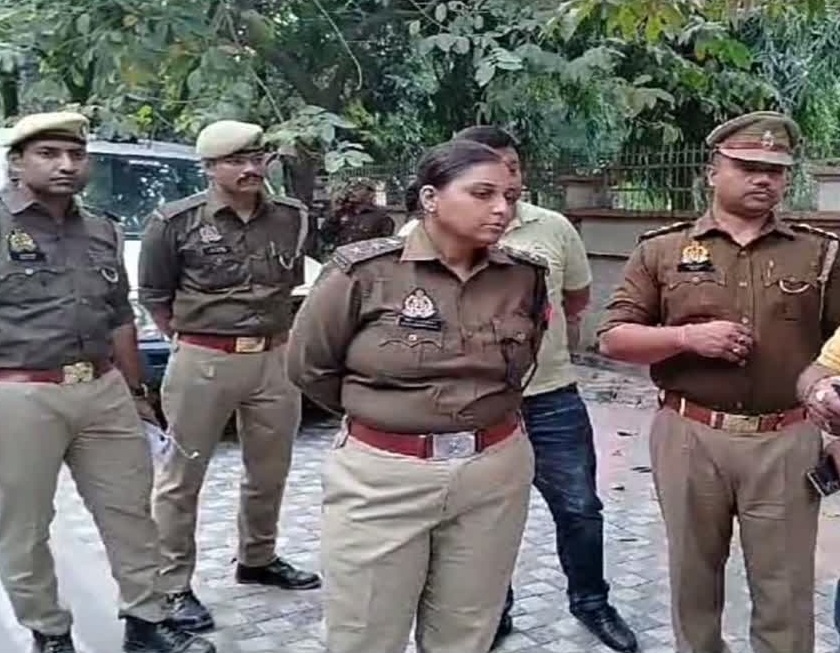 घटना की जांच में जुटी पुलिस