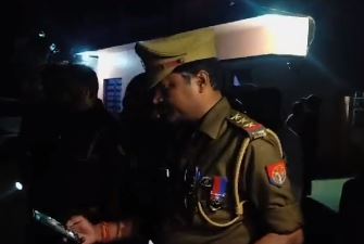 मौके पर पहुंची पुलिस