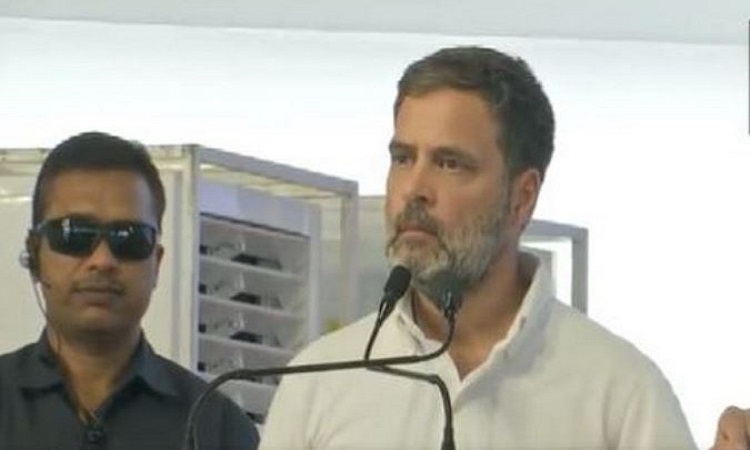 Rahul Gandhi addressing a poll rally in Rajasthan