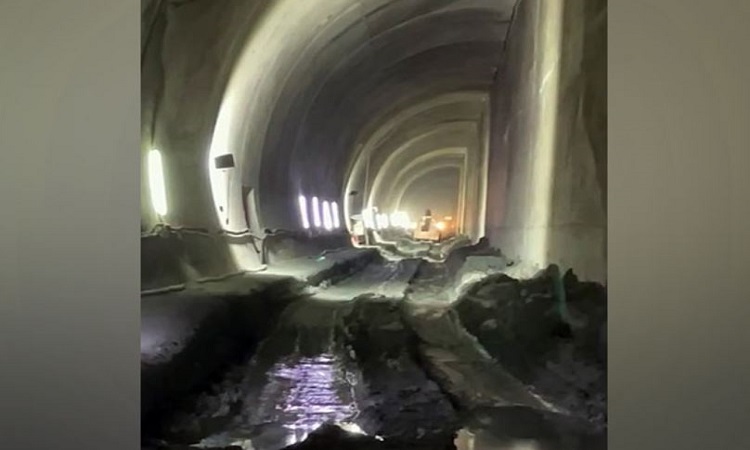 An inside view of the end of the Silkyara tunnel from the Barkot side