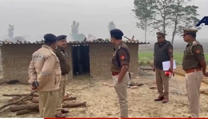 मौके पर जांच में जुटी पुलिस