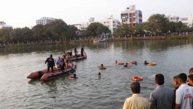 Visuals of rescue operation in Vadodara