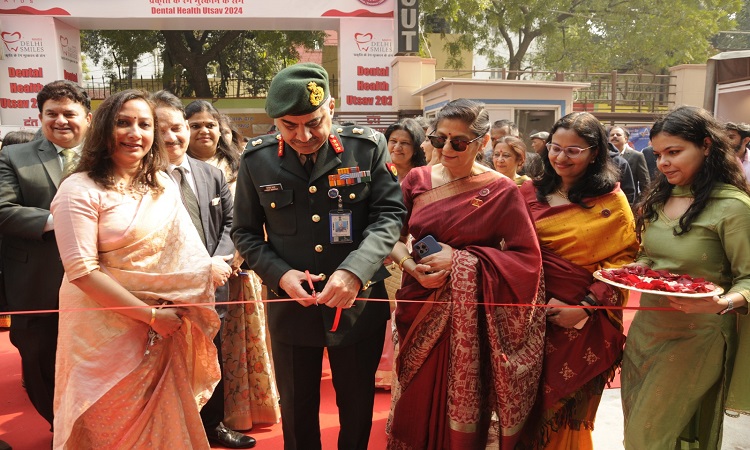 Chief Guest Lt Gen Vineet Sharma inaugurates Dental Health Utsav