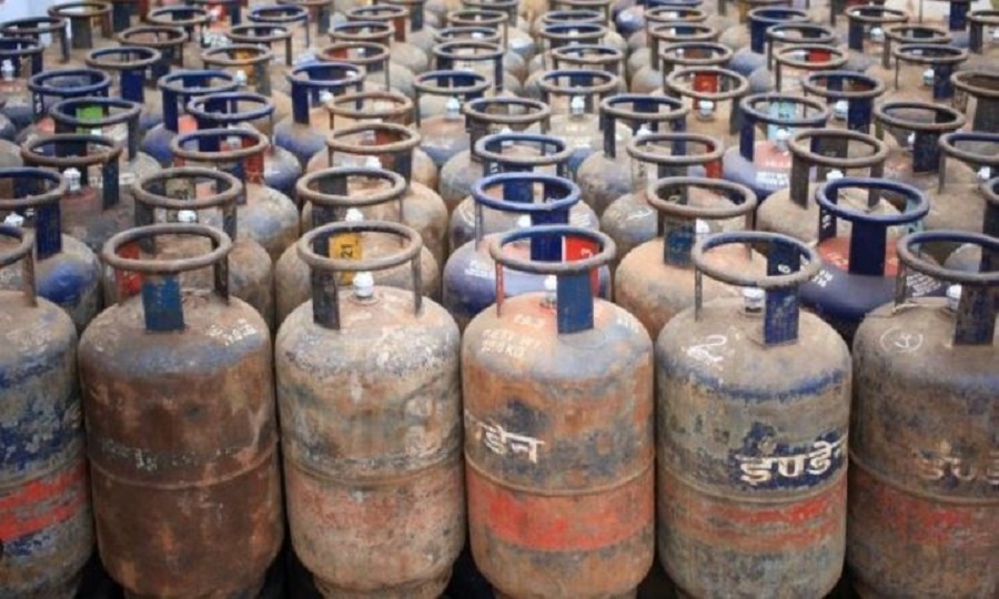 LPG सिलेंडर फिर महंगे