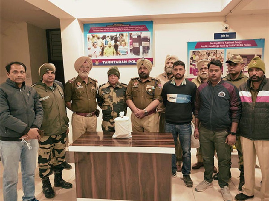 BSF recover heroin from border village in Tarn Taran