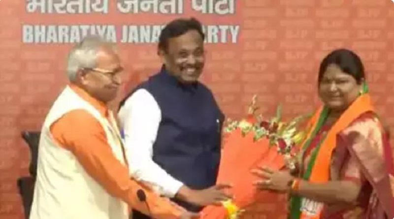 Sita Soren joins BJP