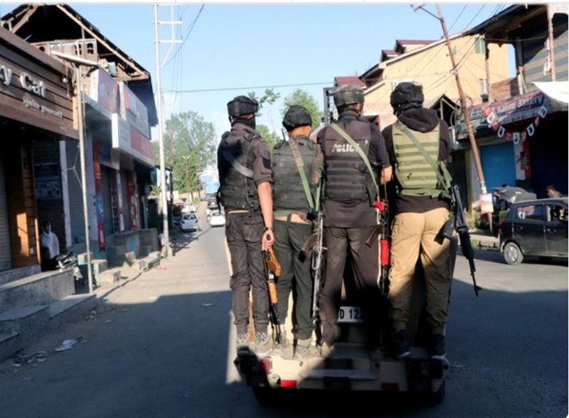 Security personnel in Jammu and Kashmir