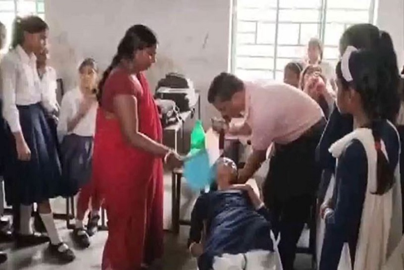 Students fainted at school in Bihar's Sheikhpura