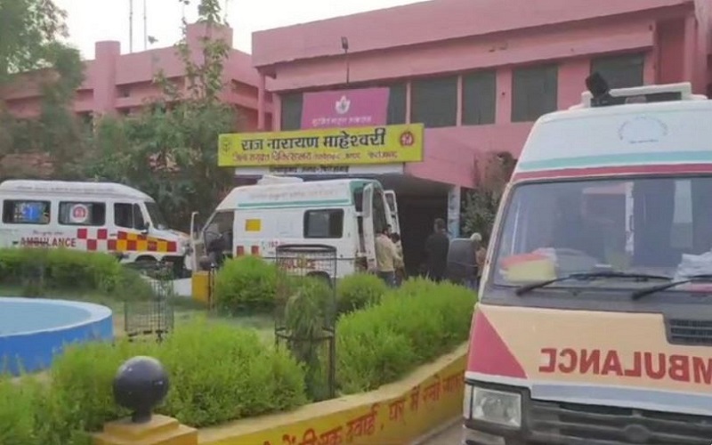 Visuals from outside hospital