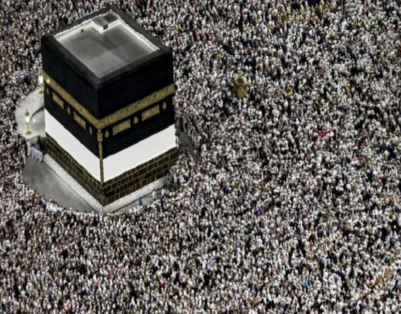 Hajj pilgrims perform Tawaf Al-Ifadah