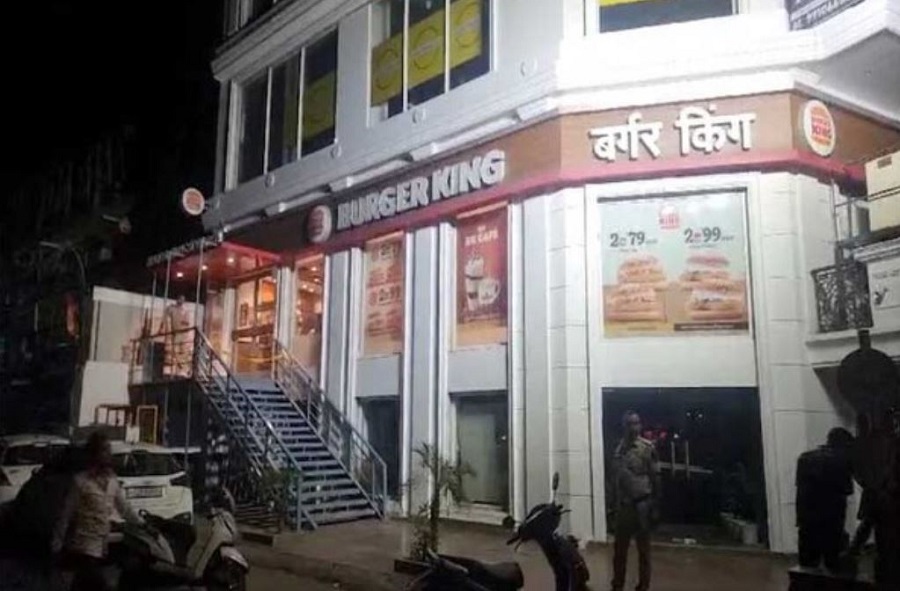 food outlet in  Rajouri Garden