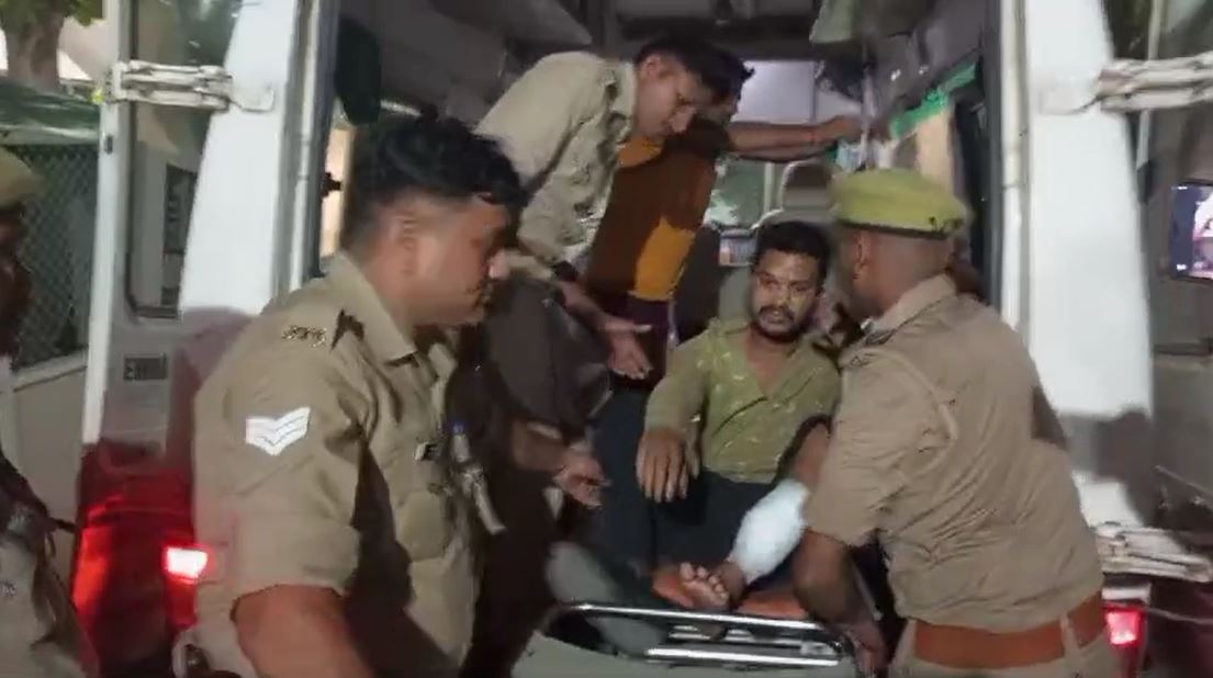 बदमाश और पुलिस के बीच चली गोलियां