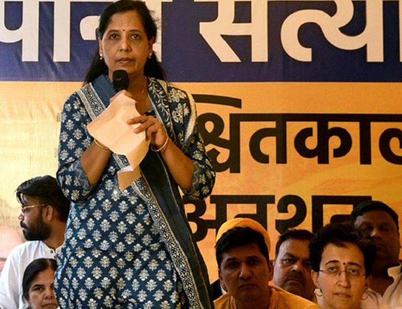 Delhi CM's wife Sunita Kejriwal