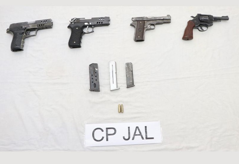 Recovered pistols by Punjab police