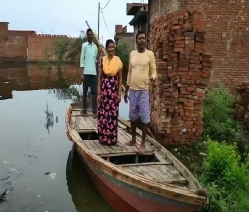 People use boats to commute in Muradabad due to waterlogging