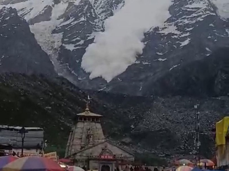 Avalanche hits near Gandhi Sarovar in Kedarnath