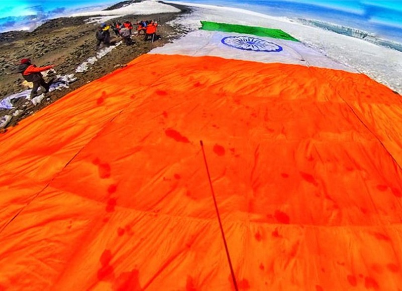 National flag at Mt Kilmanjaro