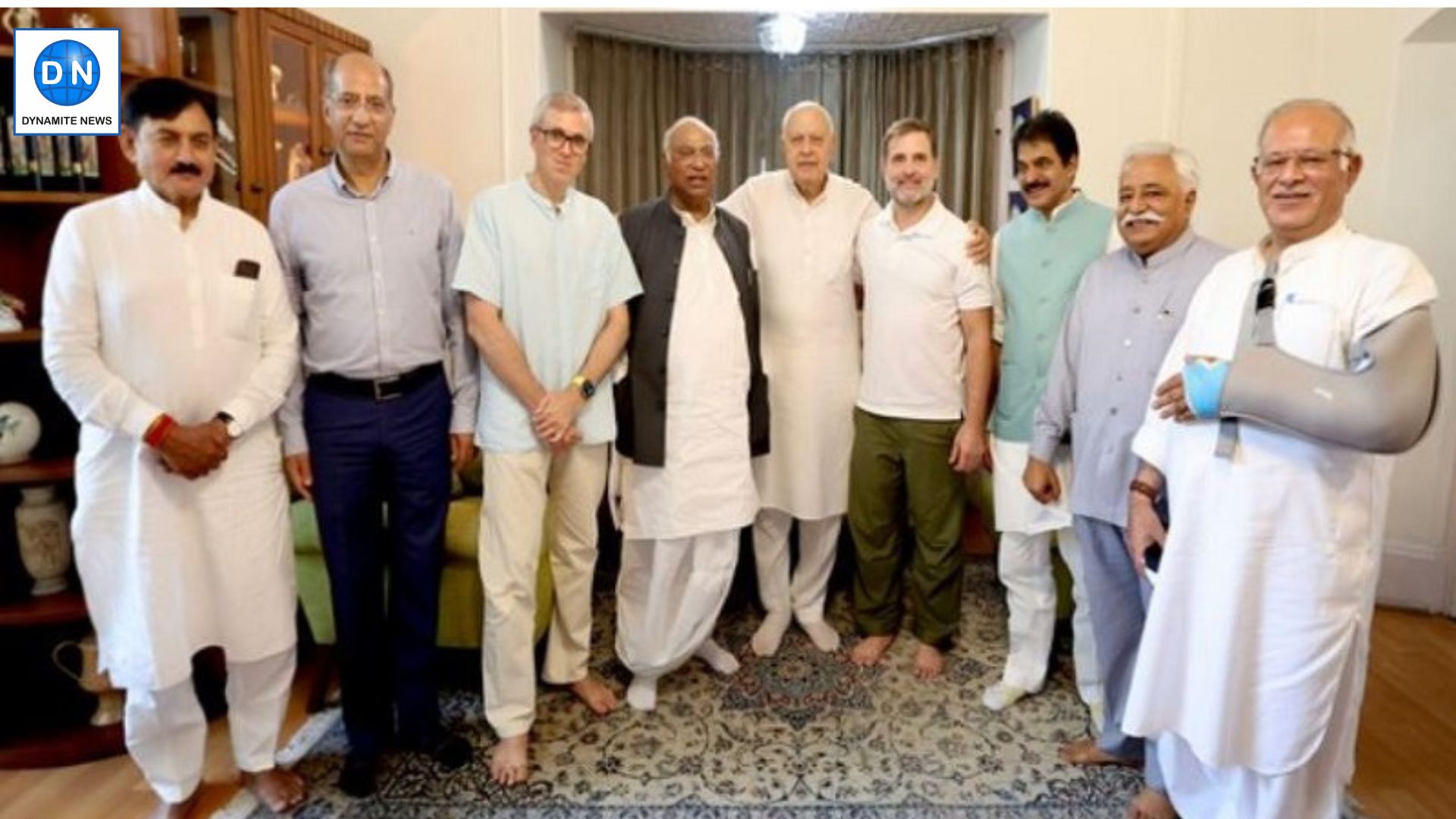 Mallikarjun Kharge, Rahul Gandhi with Farooq and Omar Abdullah