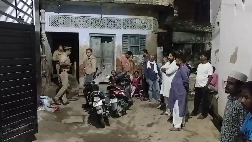 घटनास्थल पर मौजूद पुलिस