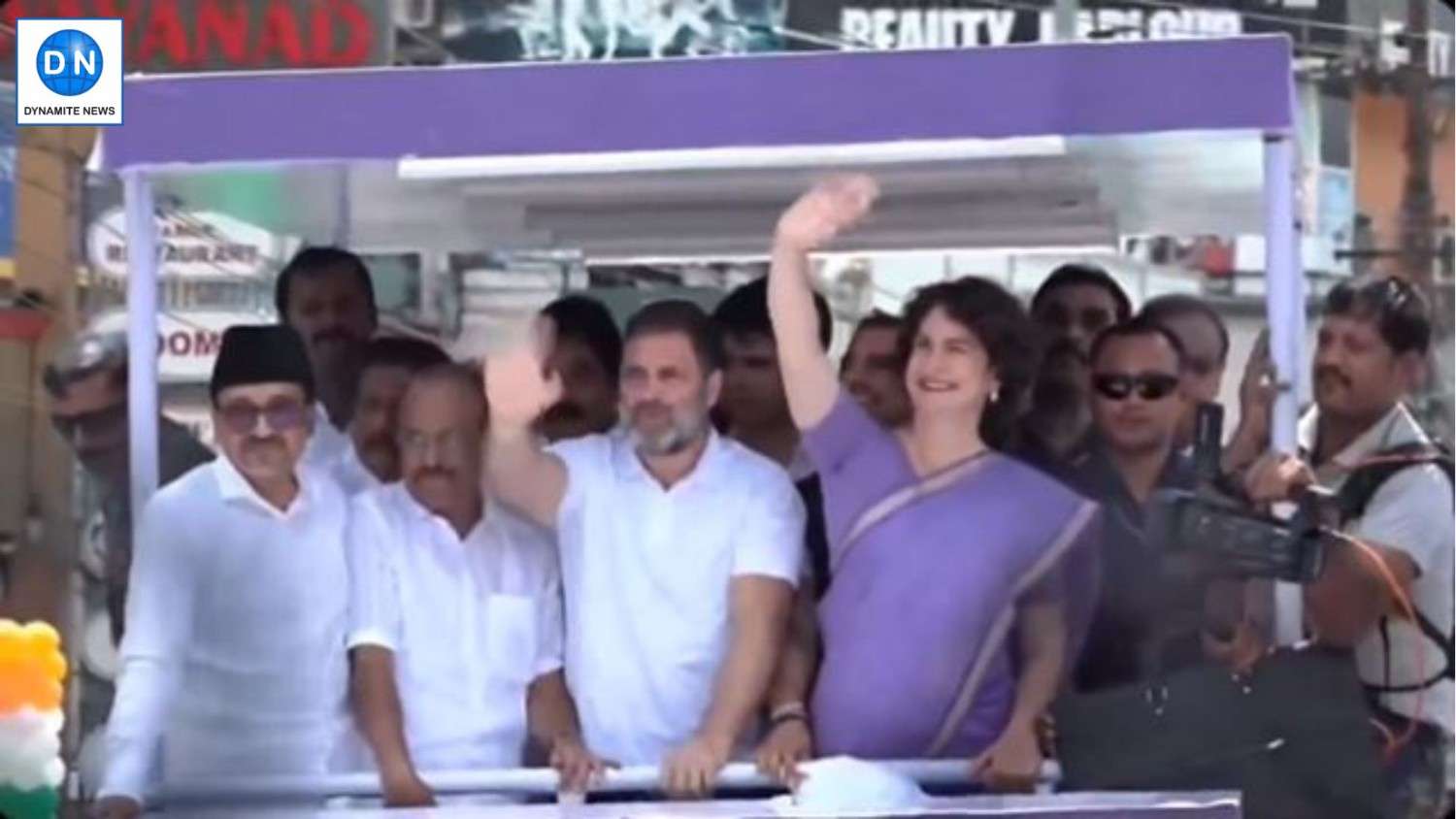 Priyanka, Rahul Gandhi hold roadshow in Wayanad