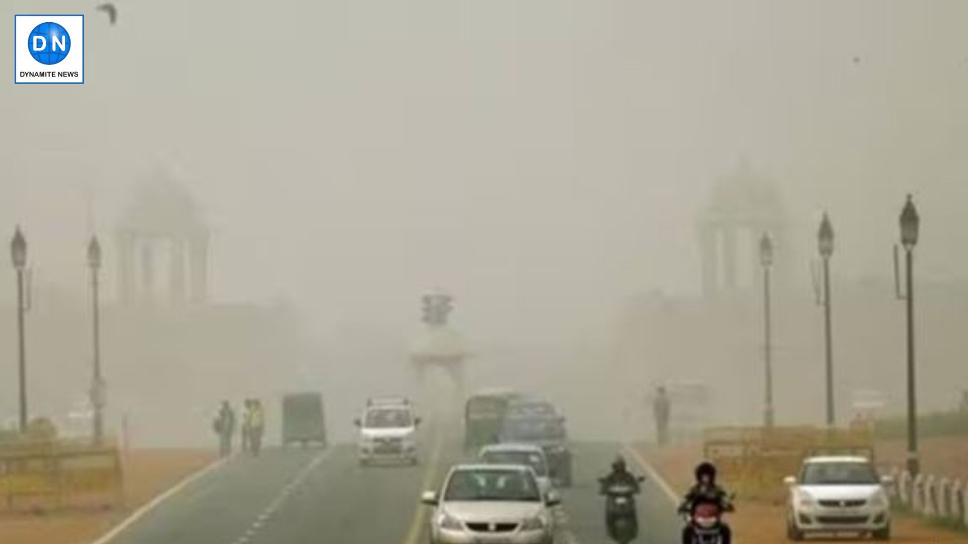 Thick smog covers parts of Delhi