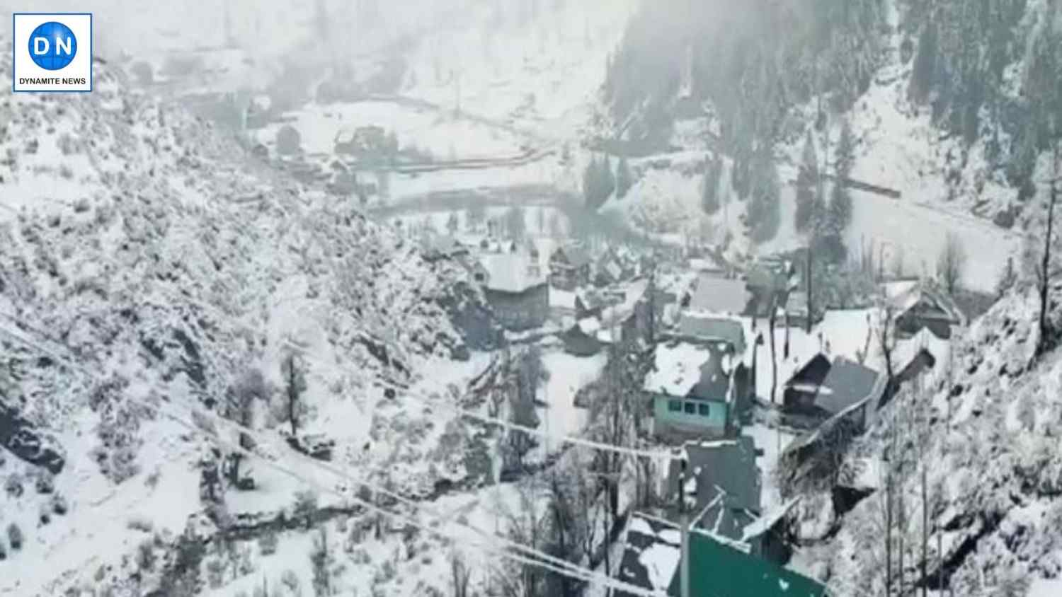 Kupwara receives fresh snowfall