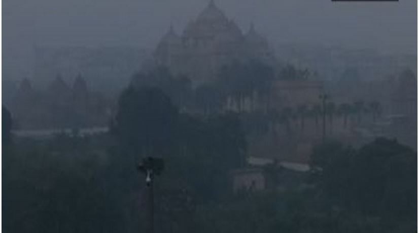 A layer of smog over Akshardham