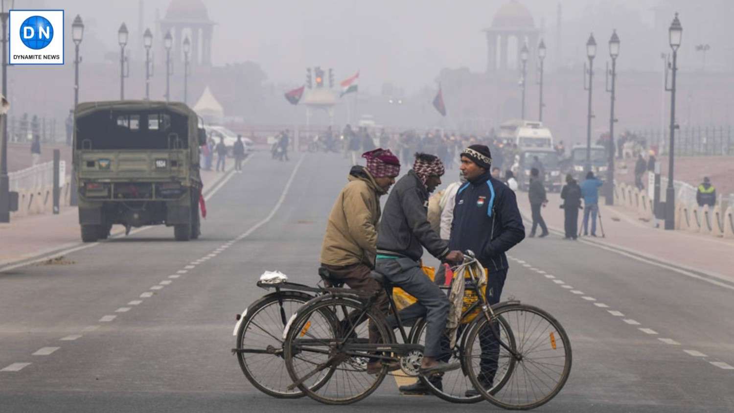 Delhi welcomes chilly weather