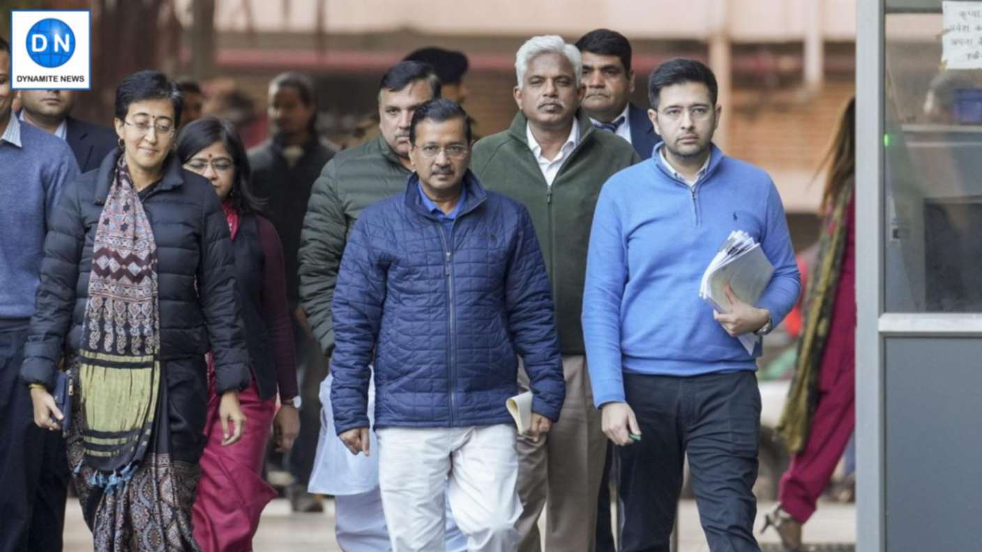 Arvind Kejriwal-led AAP delegation meets Election Commission