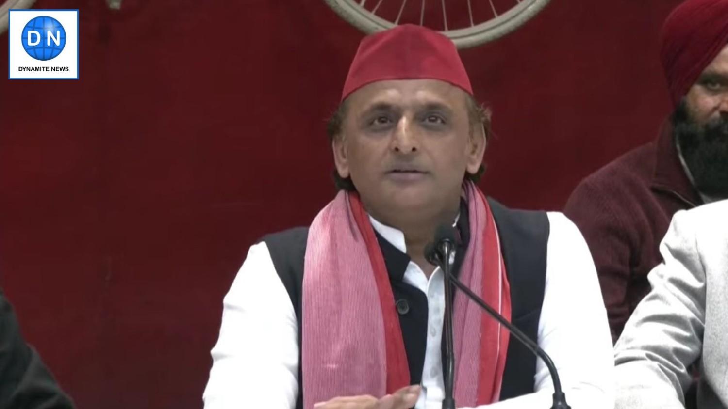 SP Supremo Akhilesh Yadav