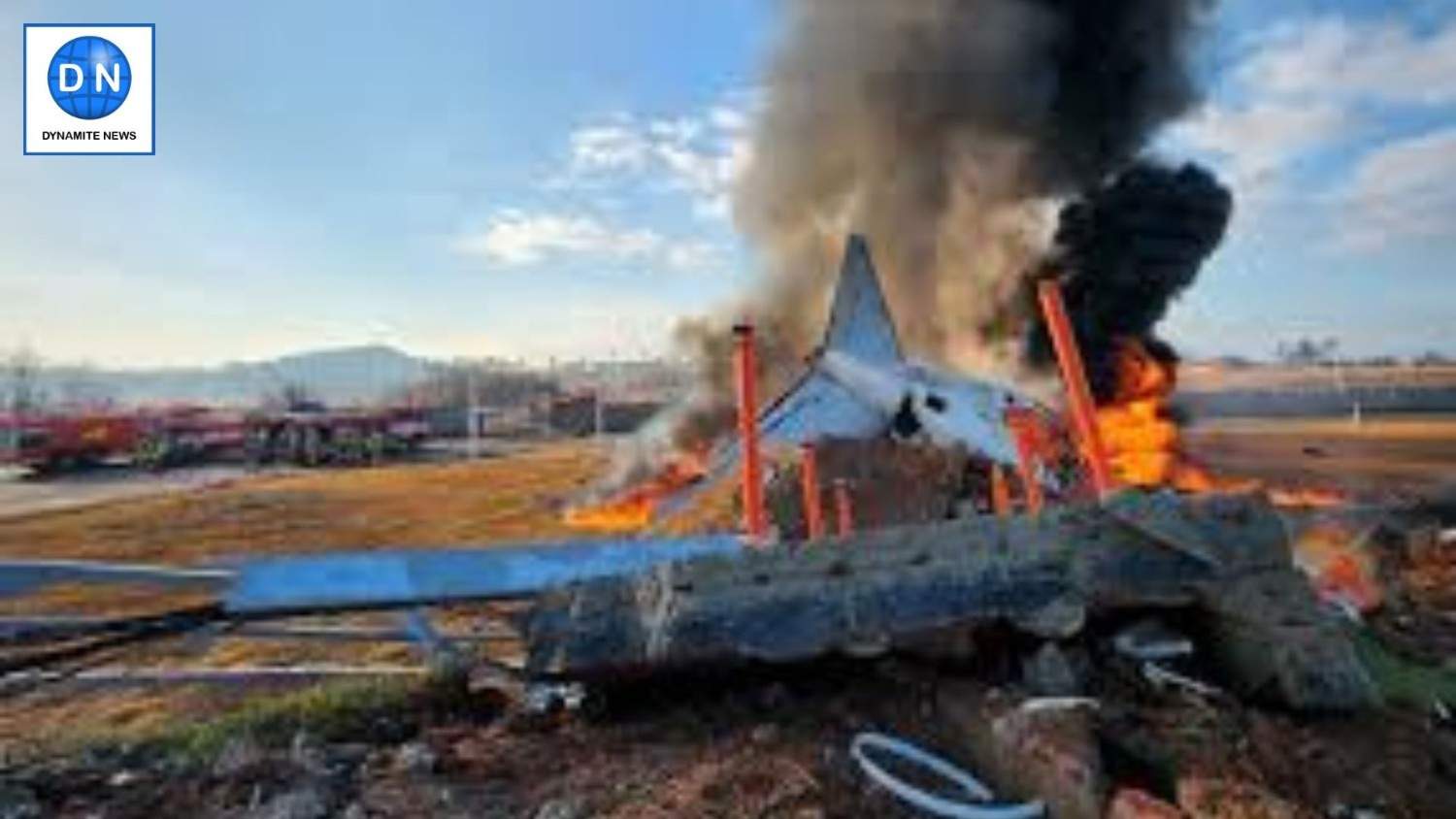 Visual of plane crash in South Korea