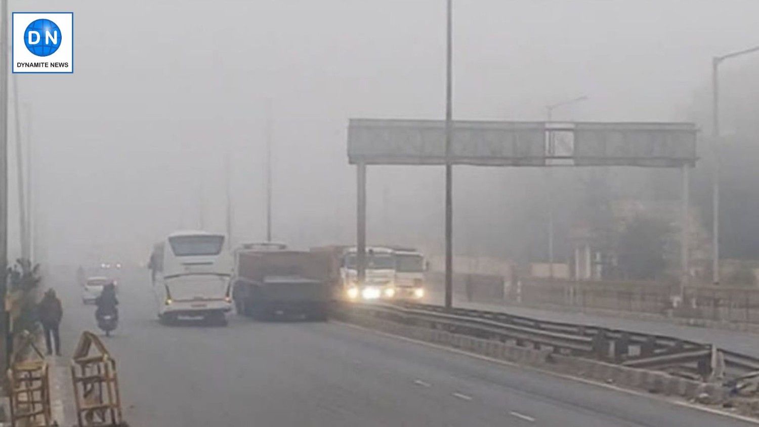 Dense fog engulfs Delhi