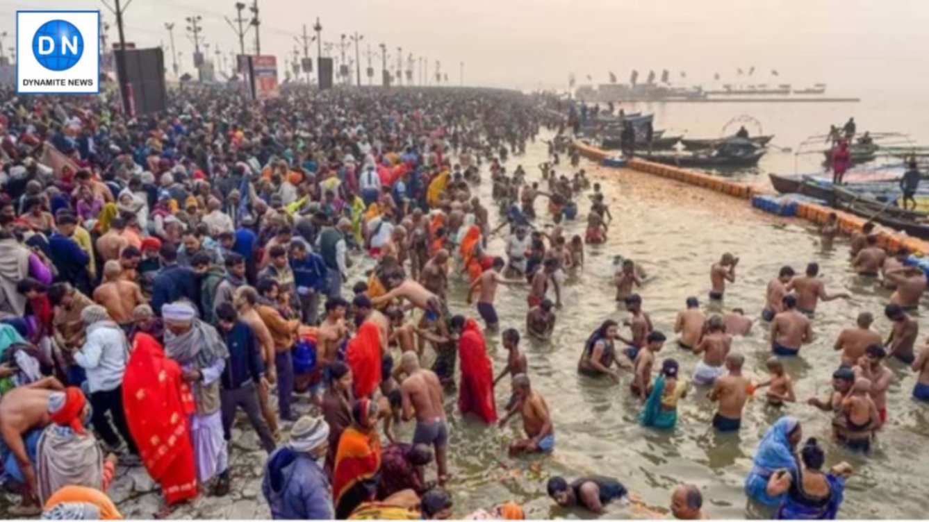 Devotees take dip at Triveni Sangam