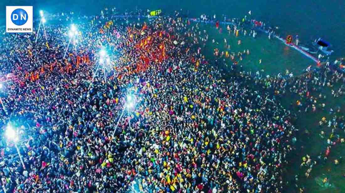 Devotees taking holy dip