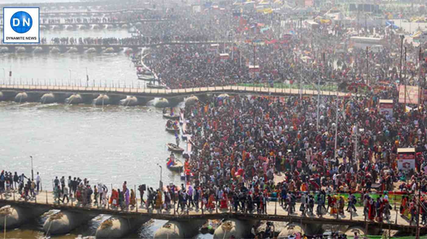 Devotees throng at Triveni Sangam to take a dip