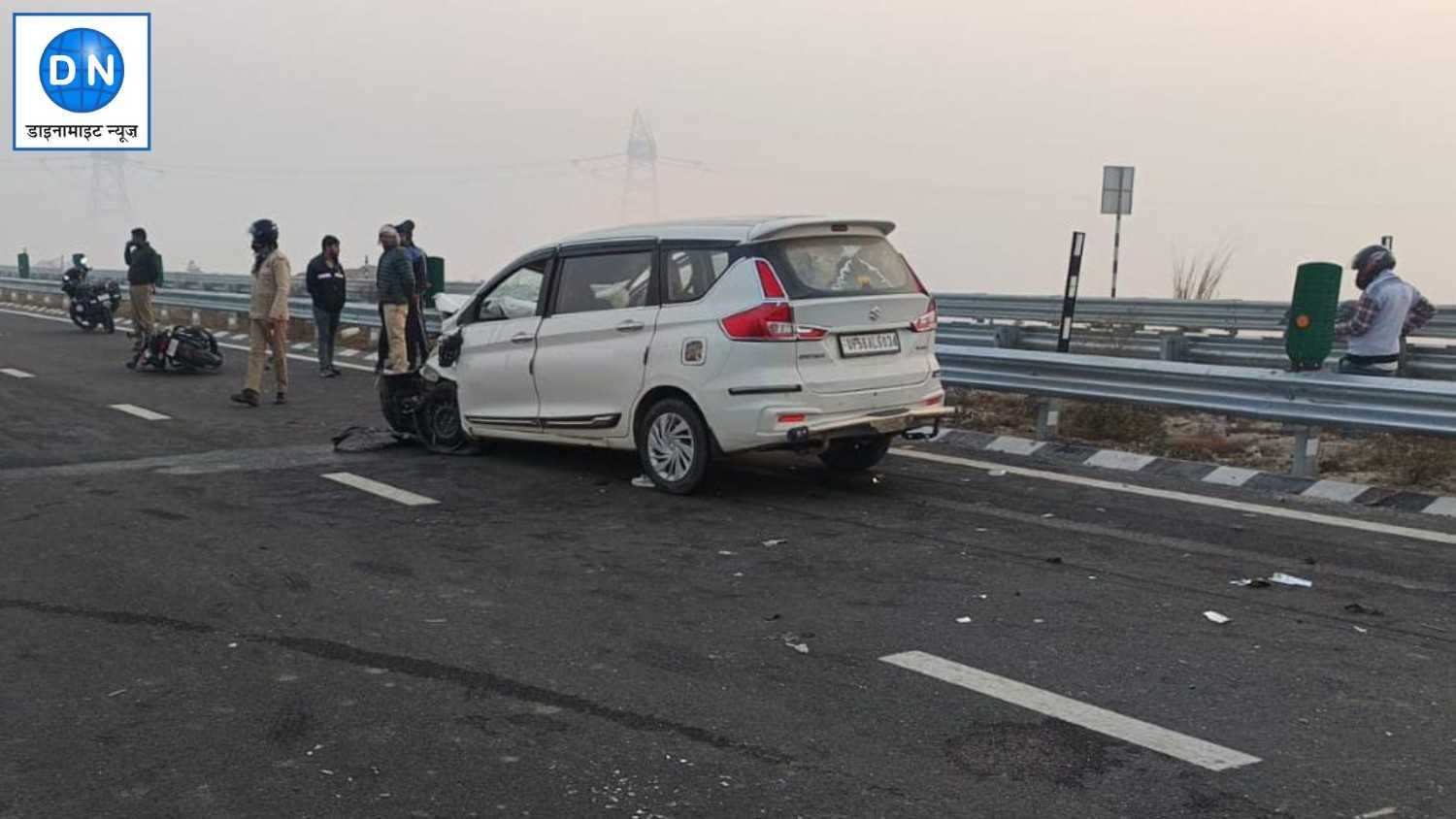 गोरखपुर एक्सप्रेस वे पर भीषण सड़क हादसा