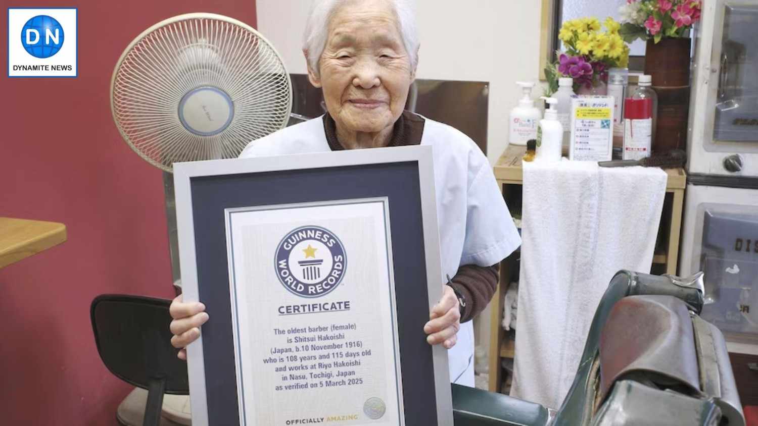 Shitsui Hakoishi: The oldest female barber in the world